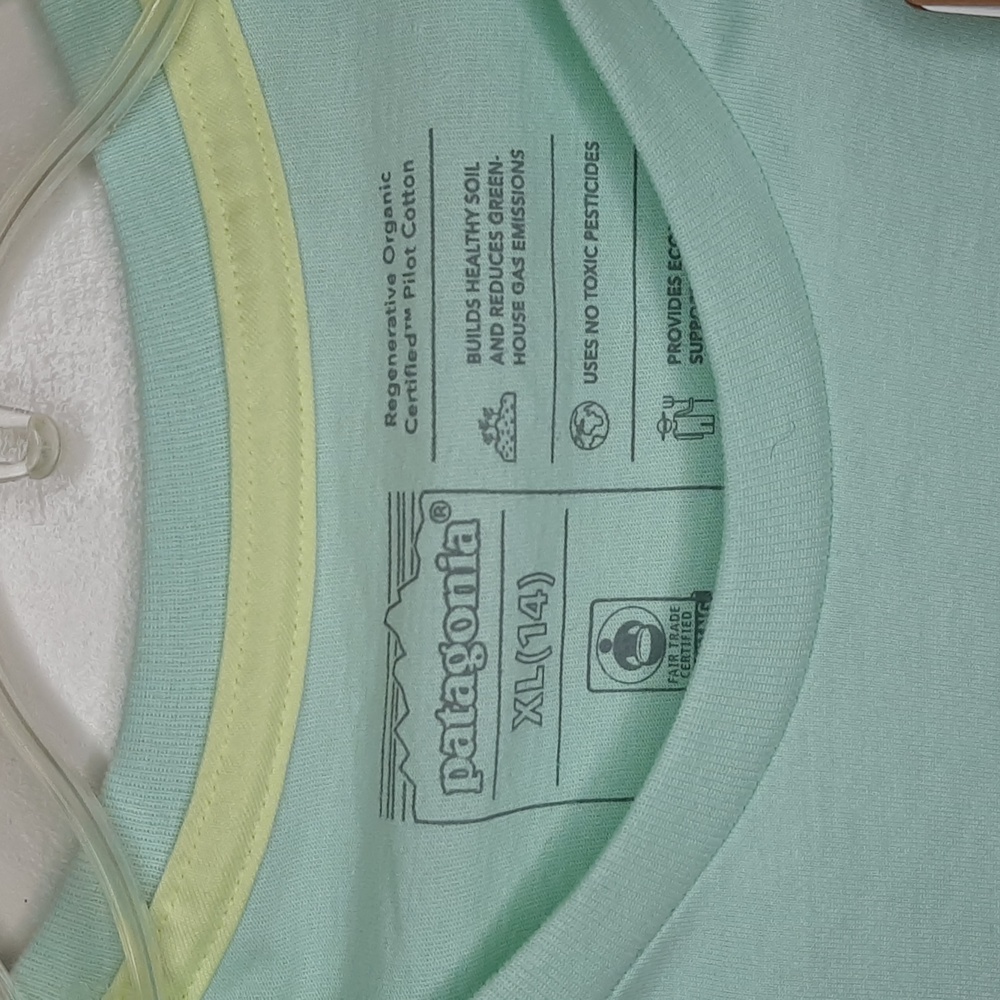 Nwt girls patagonia t-shirt shirt - Picture 3 of 6